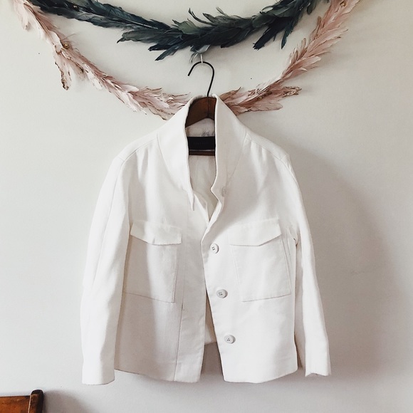 Zara Jackets & Blazers - Zara White Cropped Jacket